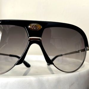 Gucci Aviator Sunglasses